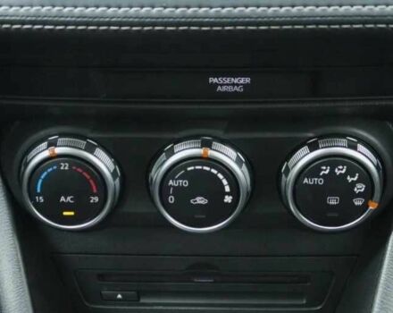 Білий Мазда СХ-3, об'ємом двигуна 2 л та пробігом 129 тис. км за 11950 $, фото 10 на Automoto.ua