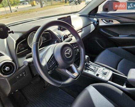 Белый Мазда СХ-3, объемом двигателя 2 л и пробегом 41 тыс. км за 19999 $, фото 4 на Automoto.ua