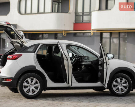 Білий Мазда СХ-3, об'ємом двигуна 2 л та пробігом 71 тис. км за 15800 $, фото 8 на Automoto.ua