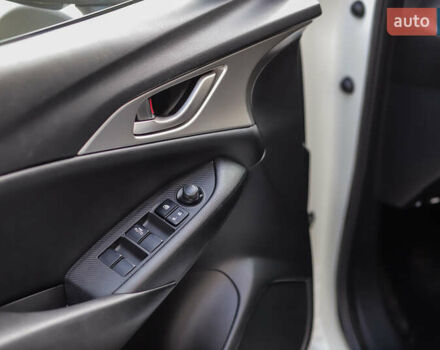 Білий Мазда СХ-3, об'ємом двигуна 2 л та пробігом 71 тис. км за 15800 $, фото 10 на Automoto.ua