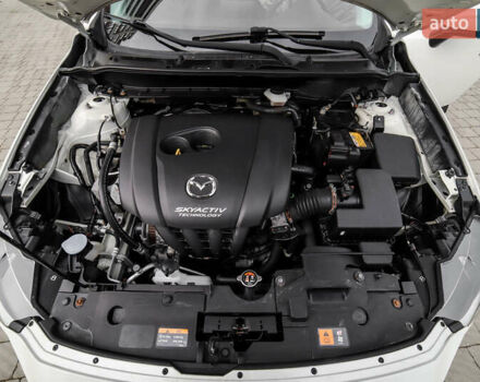 Білий Мазда СХ-3, об'ємом двигуна 2 л та пробігом 71 тис. км за 15800 $, фото 16 на Automoto.ua