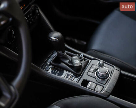 Білий Мазда СХ-3, об'ємом двигуна 2 л та пробігом 71 тис. км за 15800 $, фото 13 на Automoto.ua