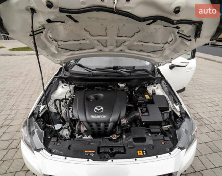 Білий Мазда СХ-3, об'ємом двигуна 2 л та пробігом 71 тис. км за 15800 $, фото 22 на Automoto.ua