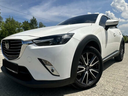 Белый Мазда СХ-3, объемом двигателя 1.5 л и пробегом 249 тыс. км за 14500 $, фото 1 на Automoto.ua