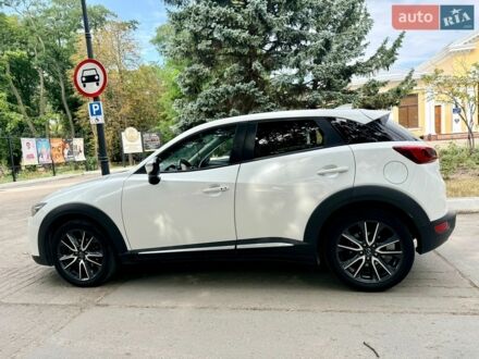Белый Мазда СХ-3, объемом двигателя 2 л и пробегом 54 тыс. км за 18500 $, фото 1 на Automoto.ua
