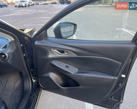 Чорний Мазда СХ-3, об'ємом двигуна 2 л та пробігом 72 тис. км за 13800 $, фото 26 на Automoto.ua