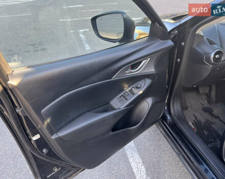 Чорний Мазда СХ-3, об'ємом двигуна 2 л та пробігом 72 тис. км за 13800 $, фото 29 на Automoto.ua