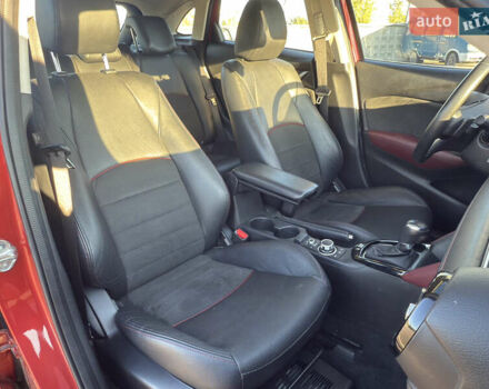 Красный Мазда СХ-3, объемом двигателя 2 л и пробегом 56 тыс. км за 14500 $, фото 6 на Automoto.ua