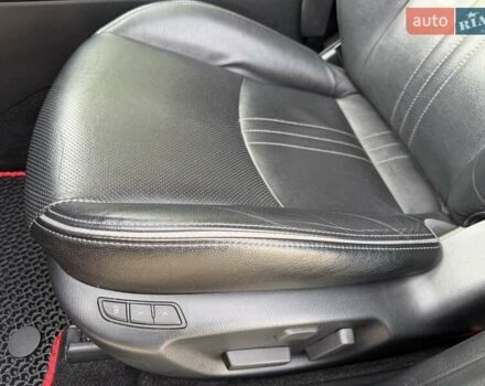 Червоний Мазда СХ-3, об'ємом двигуна 2 л та пробігом 71 тис. км за 18900 $, фото 18 на Automoto.ua