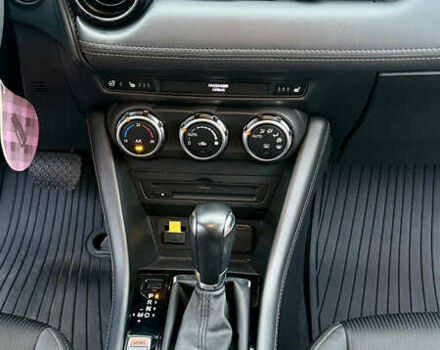 Красный Мазда СХ-3, объемом двигателя 2 л и пробегом 37 тыс. км за 21999 $, фото 23 на Automoto.ua