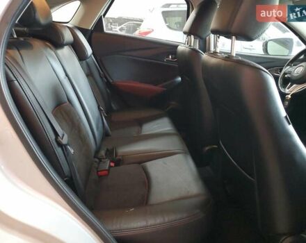 Сірий Мазда СХ-3, об'ємом двигуна 2 л та пробігом 78 тис. км за 2500 $, фото 9 на Automoto.ua