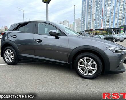 Серый Мазда СХ-3, объемом двигателя 2 л и пробегом 116 тыс. км за 19300 $, фото 2 на Automoto.ua