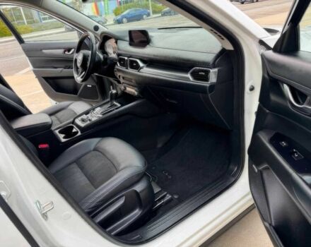 Мазда СХ-5 2020 в Львове на Automoto.ua Белый Мазда СХ-5, объемом двигателя 2.5 л и пробегом 43 тыс. км за 16000 $, фото 7 на Automoto.ua