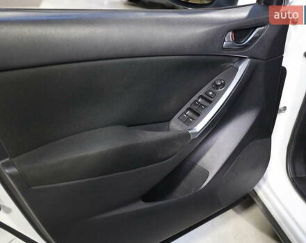 Белый Мазда СХ-5, объемом двигателя 0 л и пробегом 229 тыс. км за 11600 $, фото 10 на Automoto.ua