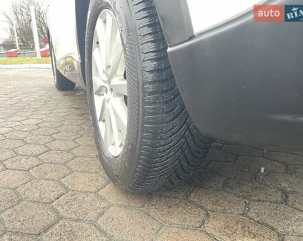 Білий Мазда СХ-5, об'ємом двигуна 2.2 л та пробігом 280 тис. км за 12600 $, фото 7 на Automoto.ua