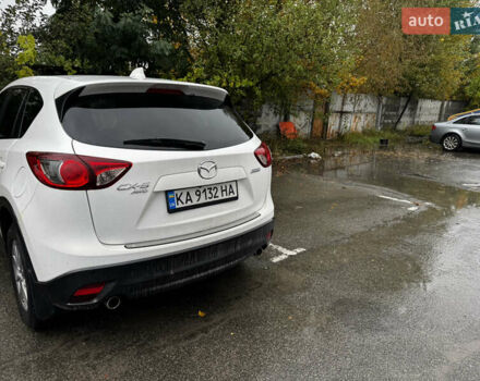 Білий Мазда СХ-5, об'ємом двигуна 2.49 л та пробігом 140 тис. км за 12000 $, фото 12 на Automoto.ua