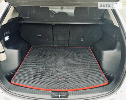 Белый Мазда СХ-5, объемом двигателя 2 л и пробегом 115 тыс. км за 13499 $, фото 3 на Automoto.ua