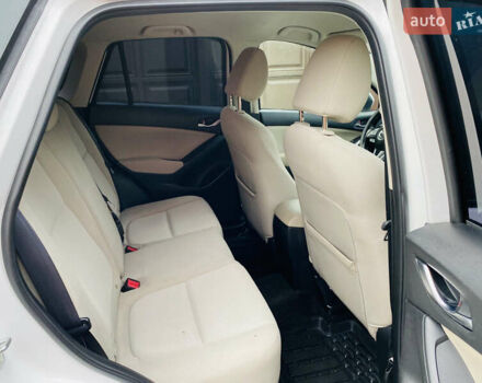 Белый Мазда СХ-5, объемом двигателя 2 л и пробегом 176 тыс. км за 11200 $, фото 17 на Automoto.ua