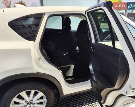 Мазда СХ-5 2012 в Ровно на Automoto.ua Белый Мазда СХ-5, объемом двигателя 2.2 л и пробегом 237 тыс. км за 11950 $, фото 10 на Automoto.ua