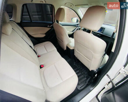 Белый Мазда СХ-5, объемом двигателя 2 л и пробегом 176 тыс. км за 11200 $, фото 25 на Automoto.ua