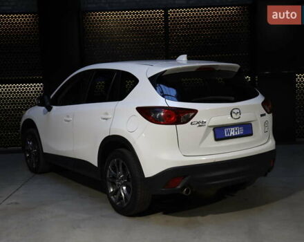 Белый Мазда СХ-5, объемом двигателя 0 л и пробегом 229 тыс. км за 11600 $, фото 4 на Automoto.ua