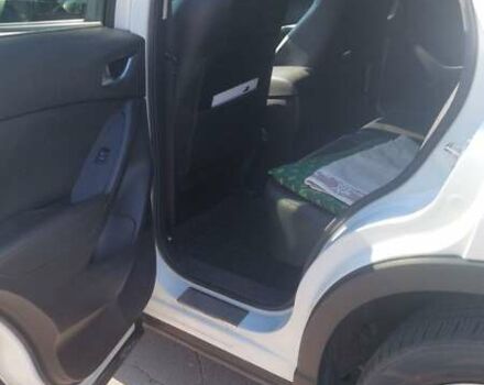 Мазда СХ-5 2012 в Ровно на Automoto.ua Белый Мазда СХ-5, объемом двигателя 2.2 л и пробегом 169 тыс. км за 15000 $, фото 4 на Automoto.ua