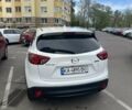 Белый Мазда СХ-5, объемом двигателя 2 л и пробегом 170 тыс. км за 13000 $, фото 2 на Automoto.ua
