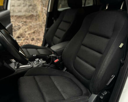 Білий Мазда СХ-5, об'ємом двигуна 2.19 л та пробігом 181 тис. км за 11500 $, фото 7 на Automoto.ua