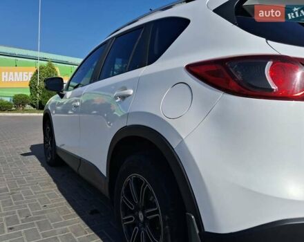 Белый Мазда СХ-5, объемом двигателя 2 л и пробегом 268 тыс. км за 11500 $, фото 5 на Automoto.ua