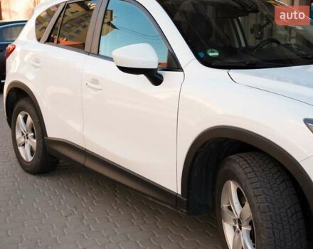 Белый Мазда СХ-5, объемом двигателя 2.19 л и пробегом 220 тыс. км за 13900 $, фото 22 на Automoto.ua