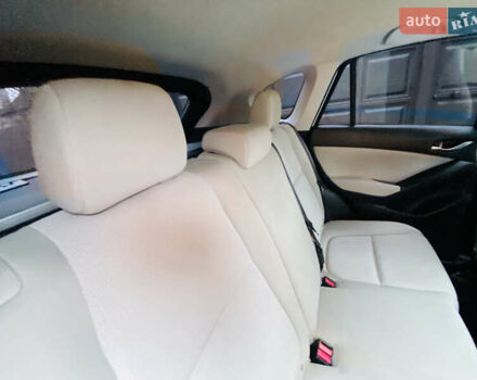 Белый Мазда СХ-5, объемом двигателя 2 л и пробегом 176 тыс. км за 11200 $, фото 27 на Automoto.ua