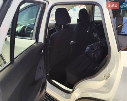 Мазда СХ-5 2012 в Ровно на Automoto.ua Белый Мазда СХ-5, объемом двигателя 2.2 л и пробегом 237 тыс. км за 11950 $, фото 3 на Automoto.ua