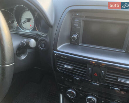 Белый Мазда СХ-5, объемом двигателя 2 л и пробегом 209 тыс. км за 12500 $, фото 12 на Automoto.ua