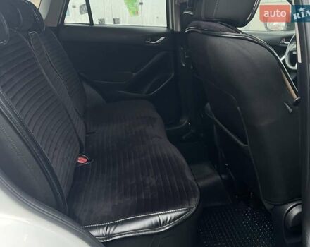 Білий Мазда СХ-5, об'ємом двигуна 2.2 л та пробігом 280 тис. км за 12600 $, фото 11 на Automoto.ua