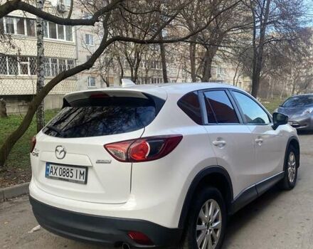 Білий Мазда СХ-5, об'ємом двигуна 2 л та пробігом 176 тис. км за 11000 $, фото 4 на Automoto.ua