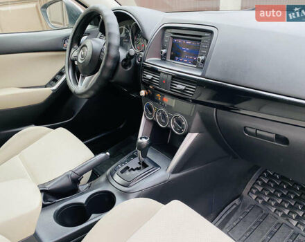 Белый Мазда СХ-5, объемом двигателя 2 л и пробегом 176 тыс. км за 11200 $, фото 9 на Automoto.ua