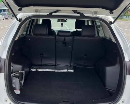 Белый Мазда СХ-5, объемом двигателя 2 л и пробегом 288 тыс. км за 12000 $, фото 13 на Automoto.ua