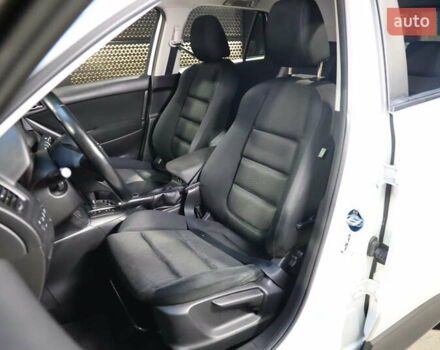 Белый Мазда СХ-5, объемом двигателя 0 л и пробегом 229 тыс. км за 11600 $, фото 11 на Automoto.ua