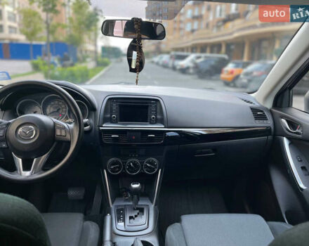 Білий Мазда СХ-5, об'ємом двигуна 2 л та пробігом 150 тис. км за 12500 $, фото 6 на Automoto.ua