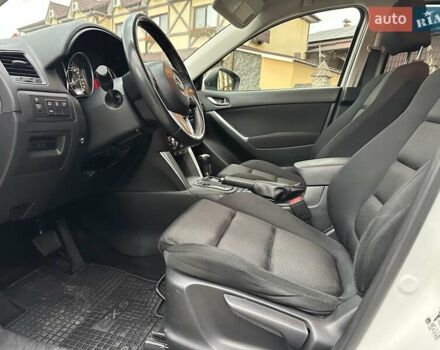 Белый Мазда СХ-5, объемом двигателя 2.2 л и пробегом 199 тыс. км за 12500 $, фото 22 на Automoto.ua