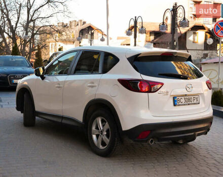 Белый Мазда СХ-5, объемом двигателя 2.2 л и пробегом 220 тыс. км за 13000 $, фото 15 на Automoto.ua