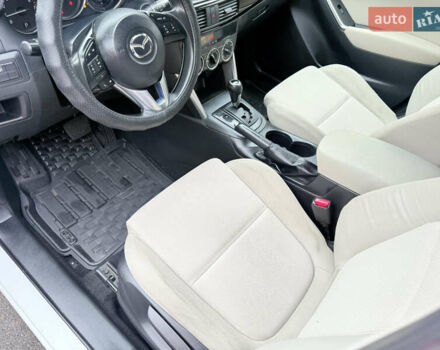 Белый Мазда СХ-5, объемом двигателя 2 л и пробегом 176 тыс. км за 11200 $, фото 46 на Automoto.ua