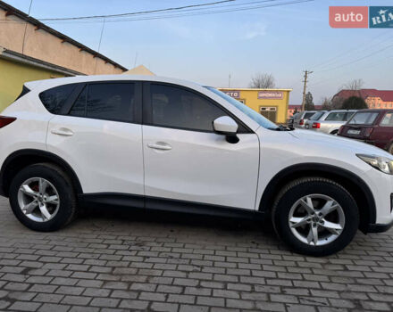 Белый Мазда СХ-5, объемом двигателя 2.2 л и пробегом 235 тыс. км за 11950 $, фото 2 на Automoto.ua