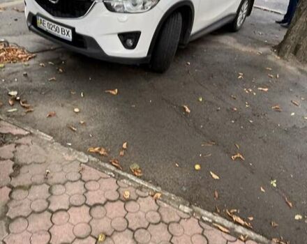 Білий Мазда СХ-5, об'ємом двигуна 2 л та пробігом 250 тис. км за 11500 $, фото 3 на Automoto.ua