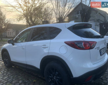 Белый Мазда СХ-5, объемом двигателя 2 л и пробегом 209 тыс. км за 12500 $, фото 3 на Automoto.ua