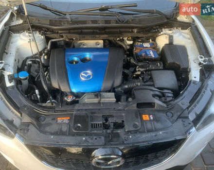 Белый Мазда СХ-5, объемом двигателя 2 л и пробегом 209 тыс. км за 12500 $, фото 16 на Automoto.ua
