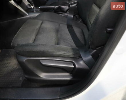 Белый Мазда СХ-5, объемом двигателя 0 л и пробегом 229 тыс. км за 11600 $, фото 20 на Automoto.ua