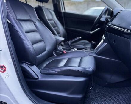 Білий Мазда СХ-5, об'ємом двигуна 2.2 л та пробігом 239 тис. км за 12299 $, фото 100 на Automoto.ua