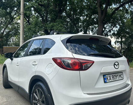 Белый Мазда СХ-5, объемом двигателя 2.5 л и пробегом 145 тыс. км за 17500 $, фото 4 на Automoto.ua