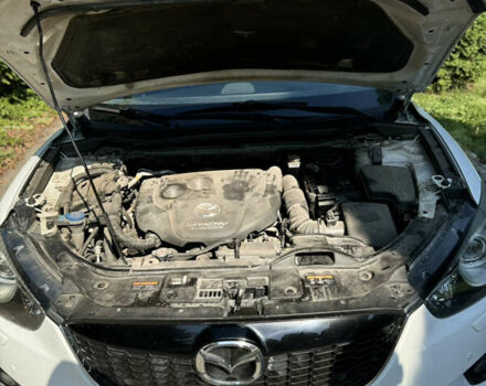 Білий Мазда СХ-5, об'ємом двигуна 2.2 л та пробігом 300 тис. км за 14300 $, фото 14 на Automoto.ua